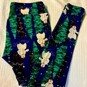 LuLaRoe TC Christmas leggings with snowman them pair for the holidays